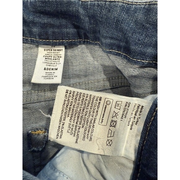 H&M Jeans Womens 28" Skinny Stretch Distressed High Rise Travel Concert Punk - Picture 3 of 7